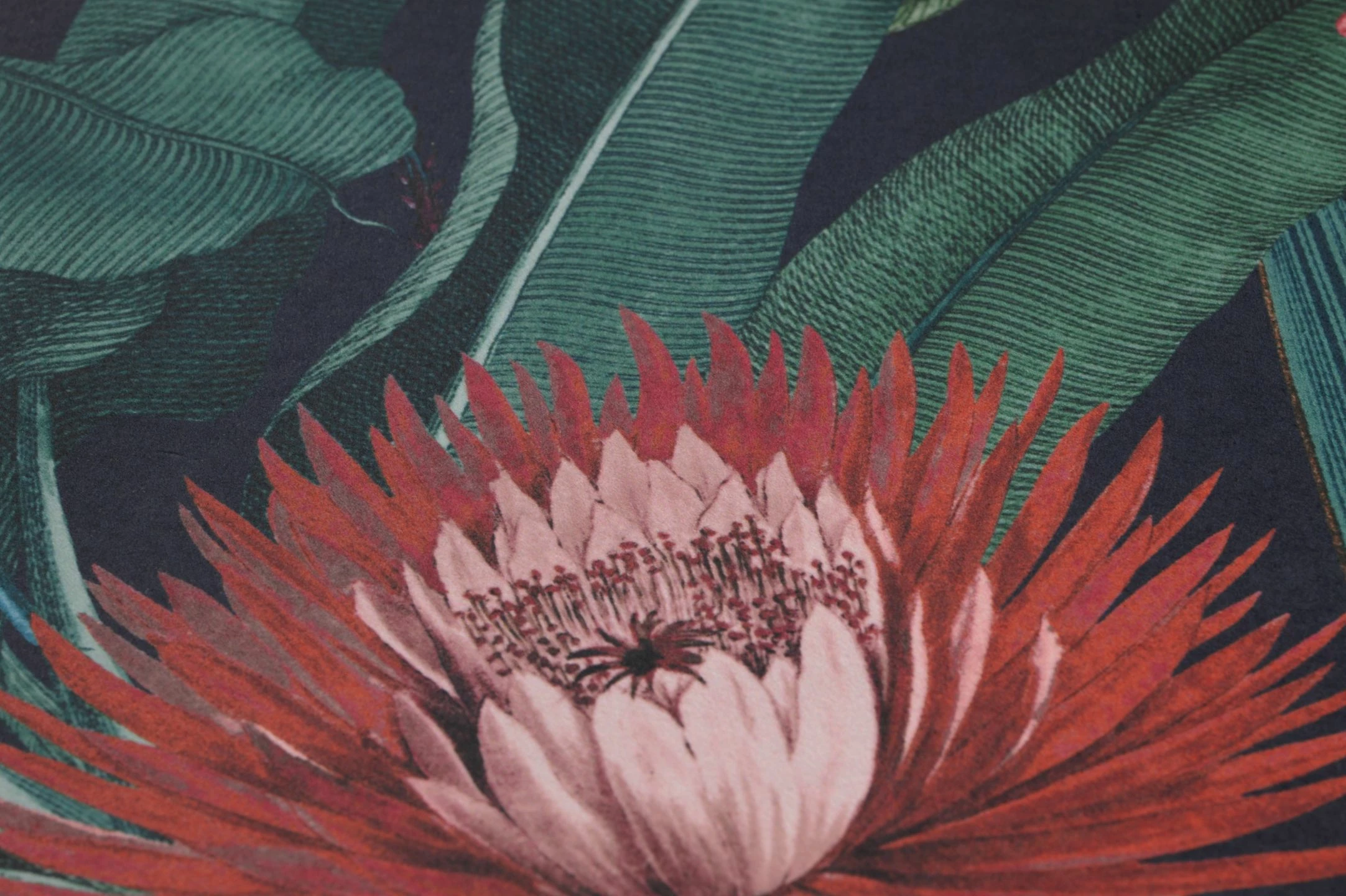 Tapete Livia Wasserblau 5 Tapete Livia Wasserblau – Bild 3