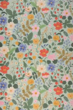 Tapete Strawberry Garden Zartgrün 6 Tapete Strawberry Garden Zartgrün -Wallpaper From The 70s Geschäft 790505 Strawberry Garden 2880x1440