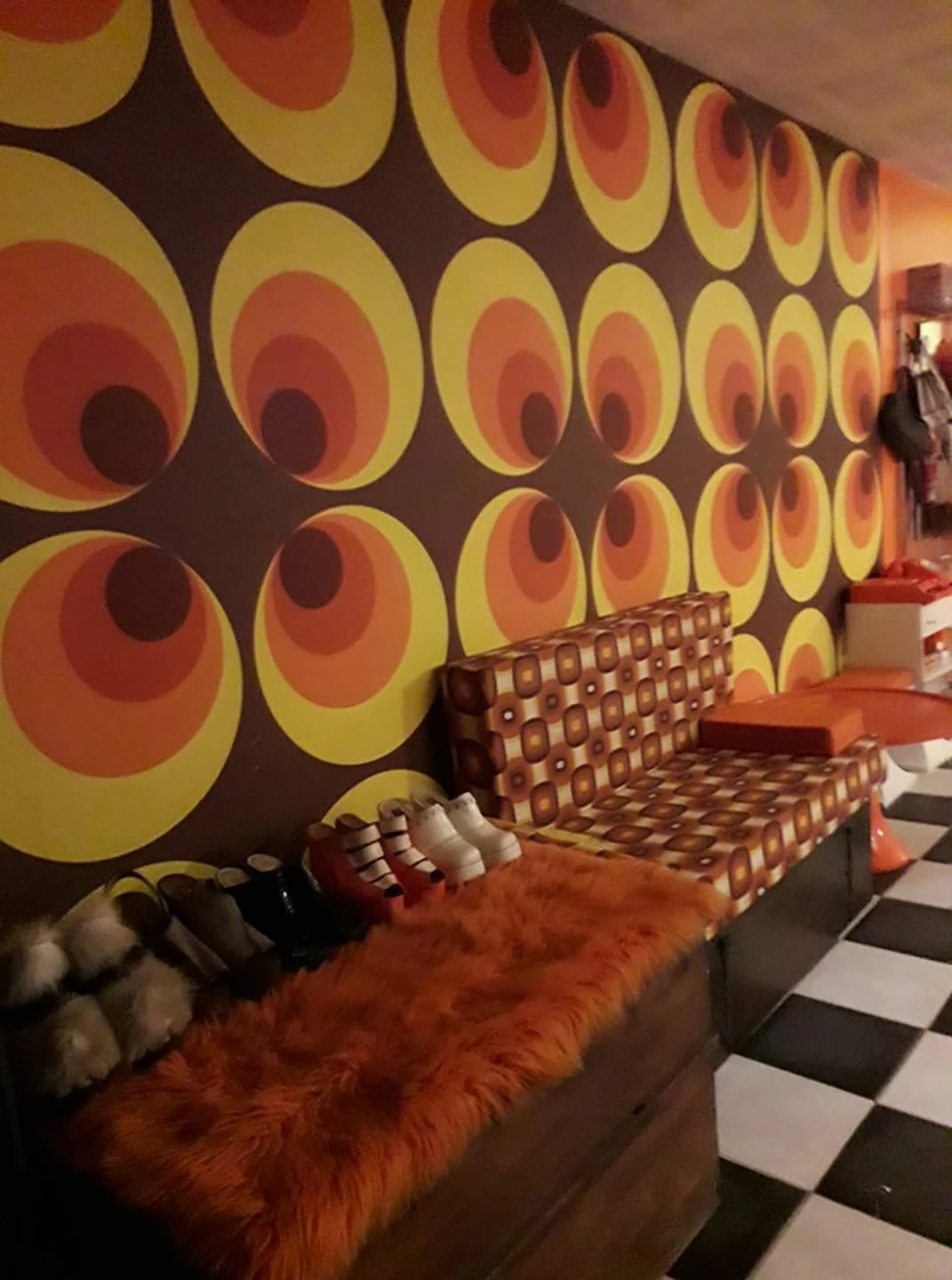 Tapete Apollo Orange 7 Tapete Apollo Orange – Bild 5