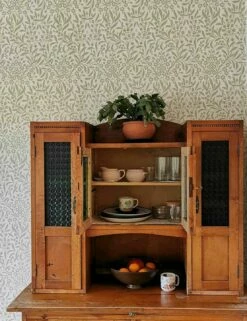 Tapete Geraldine Blassgrün -Wallpaper From The 70s Geschäft Geraldine K 783021 2880x1440