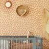 Tapete Giraffe Coat Terrakotta -Wallpaper From The 70s Geschäft Giraffe Coat B 822091 2880x1440