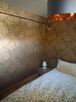 Tapete Persephone Perlgold -Wallpaper From The 70s Geschäft Persephone K 821518 2880x1440