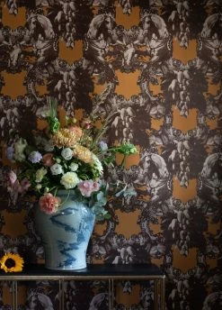 Tapete Sir Grace Ockerbraun -Wallpaper From The 70s Geschäft Sir Grace C 341109 2880x1440