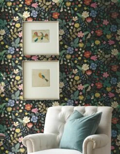 Tapete Strawberry Garden Schwarz -Wallpaper From The 70s Geschäft Strawberry Garden B 790504 2880x1440